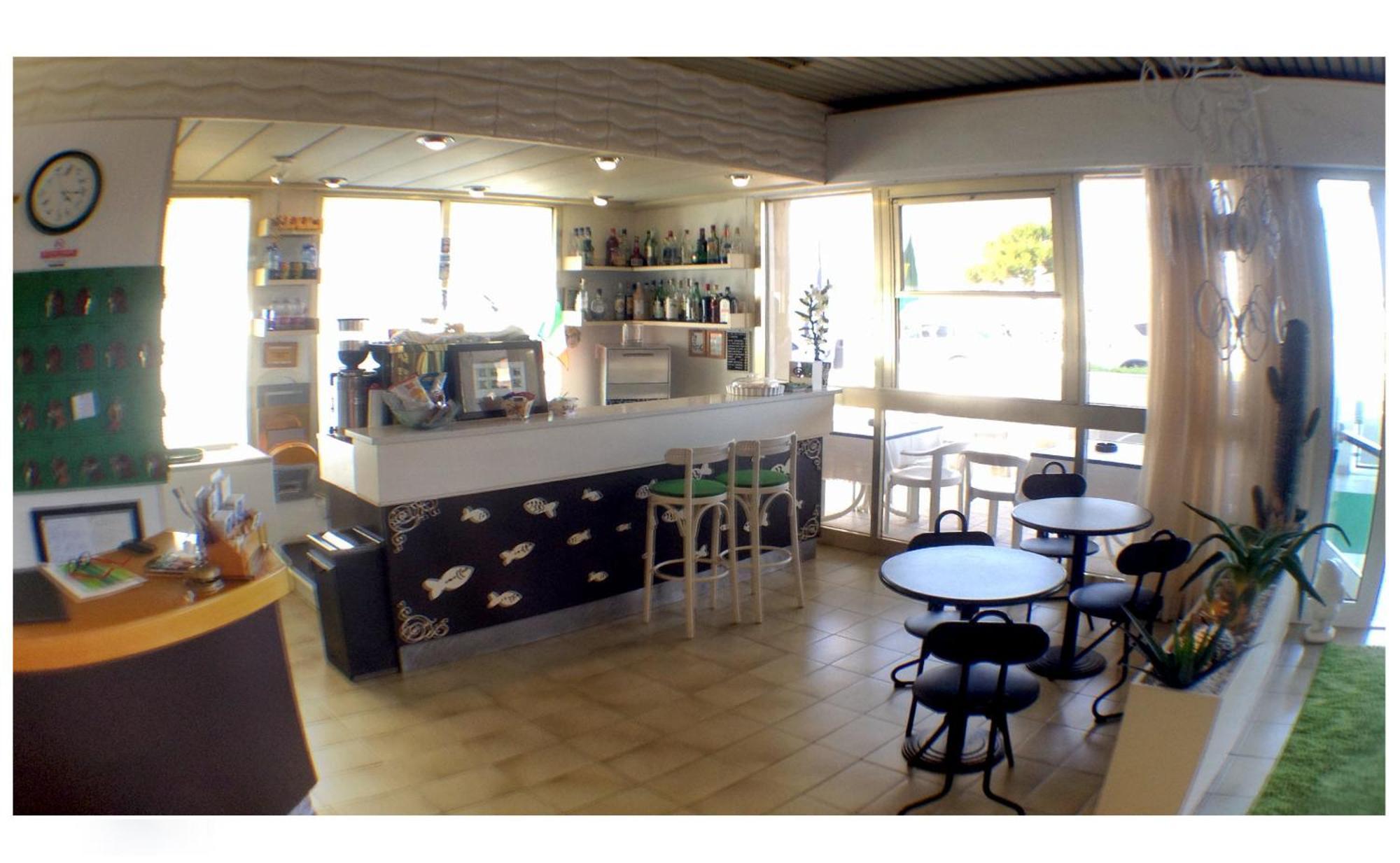 צ'סנטיקו Hotel Ariston מראה חיצוני תמונה